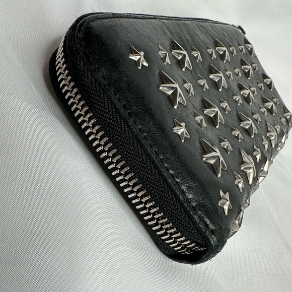 JIMMY CHOO FILIPA Star-embossed Leather Wallet Black Leather Signat… - Picture 9 of 17